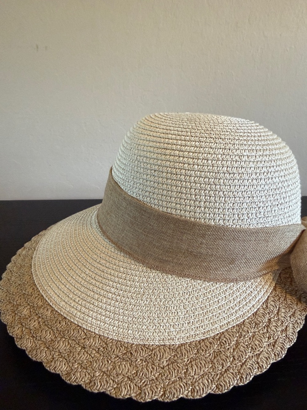 Wide Brim Straw Sun Hat Beige Ribbon Bow New No tag - Picture 13 of 14